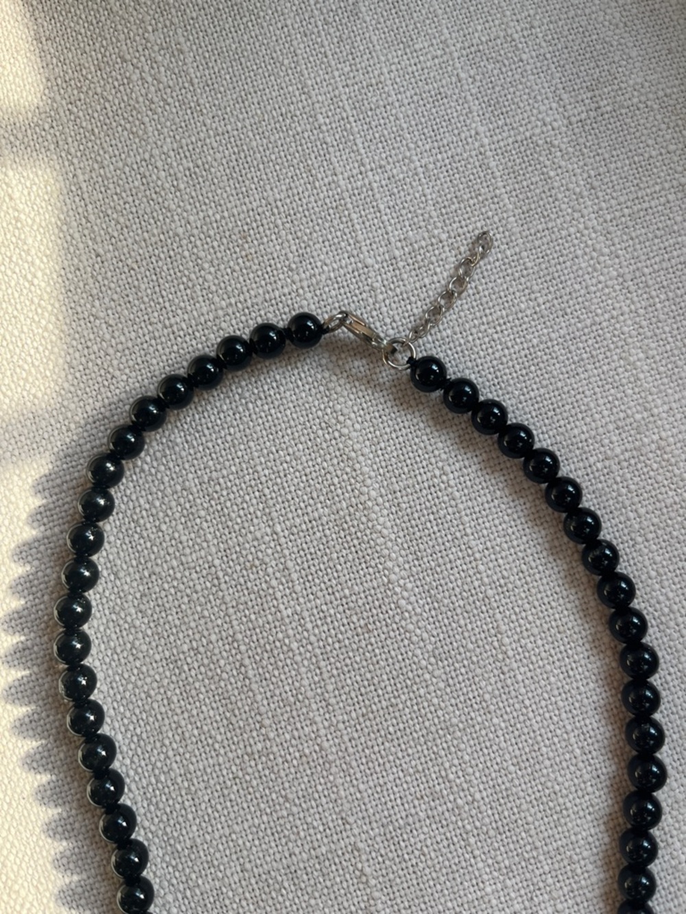 Gorgeous Black Onyx and Pale Green Jadeite Beaded Layered Necklace - Picture 5 of 5
